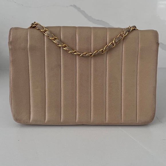 Chanel Vintage Mademoiselle - Picture 2 of 16